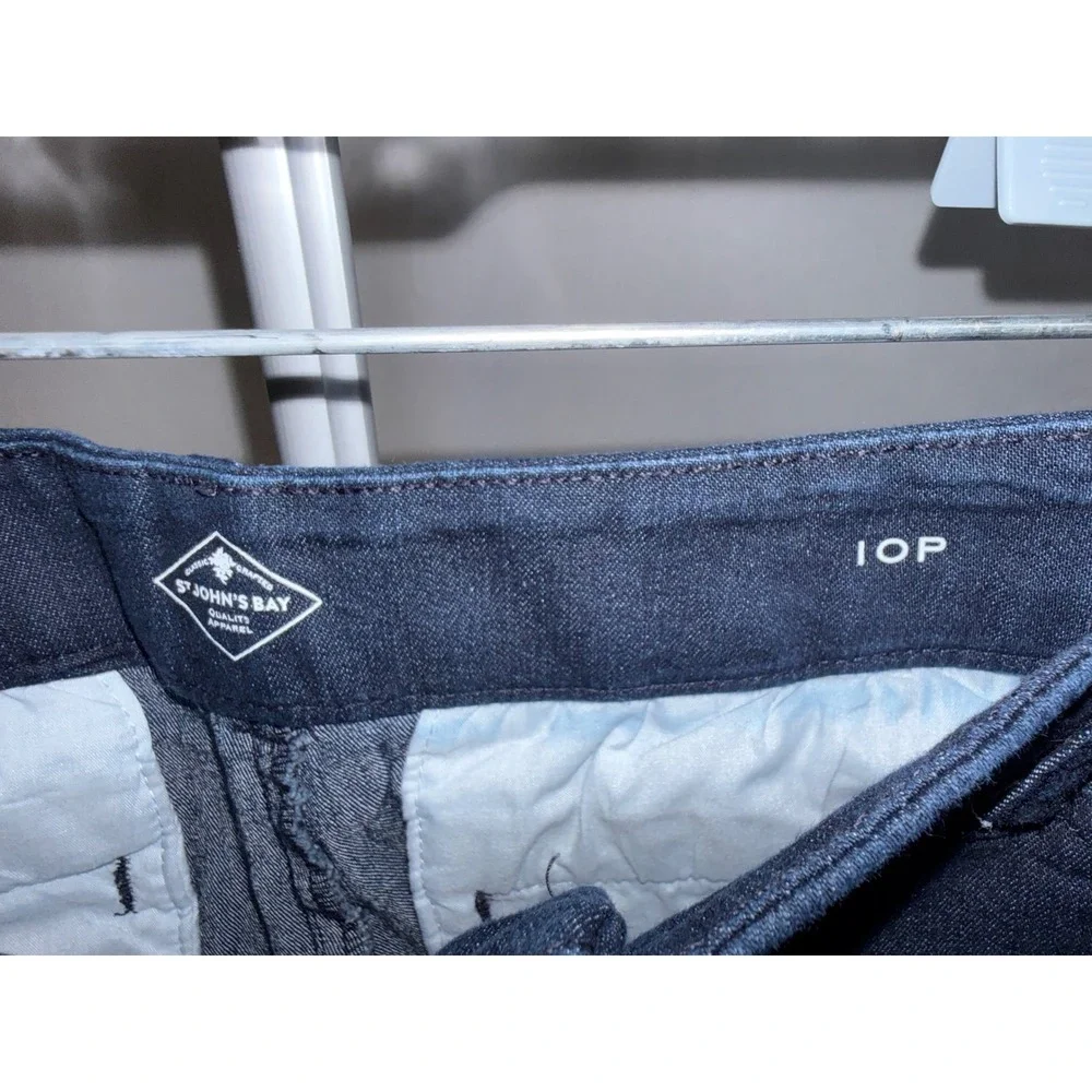 St Johns Bay Womens 10P Dark Wash Denim Capri Pants Petite Indigo Cropped Jeans